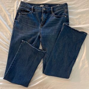 EUC Women’s Old Navy High Rise Boot Cut Jean Sz 8P.